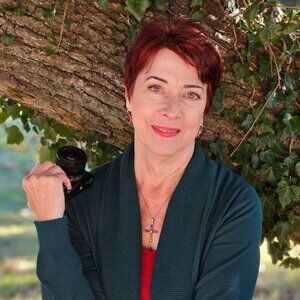 Meet your Posher, Leslie